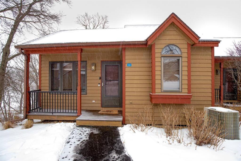 Peaceful 2-Bedroom Townhome Retreat W/Wooded View Galena Esterno foto