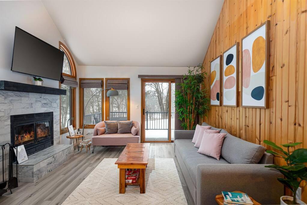 Peaceful 2-Bedroom Townhome Retreat W/Wooded View Galena Esterno foto